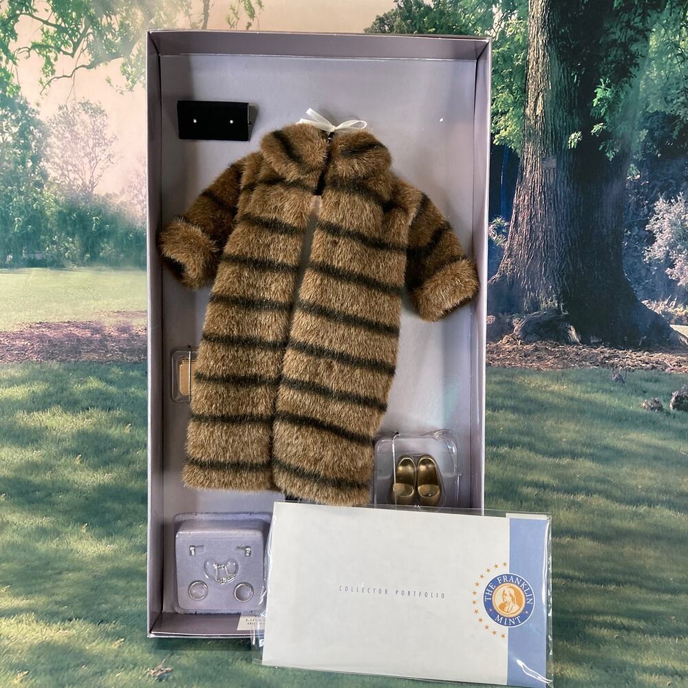 Y2K Franklin Mint 16" Elizabeth Taylor Butterfield 8 OUTFIT Faux Fur Coat NRFB